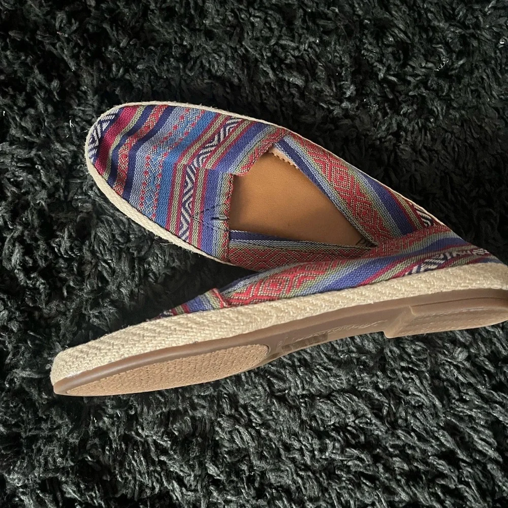 Luck Brand Espadrilles Size 6.5
